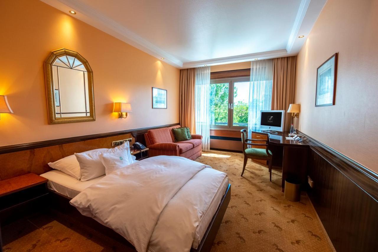Insel-Hotel Хейльбронн Экстерьер фото